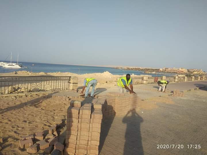 عمرو حنفى : بدء العمل في تطوير الشاطئ العام لخدمة أبناء الغردقة Inbou562