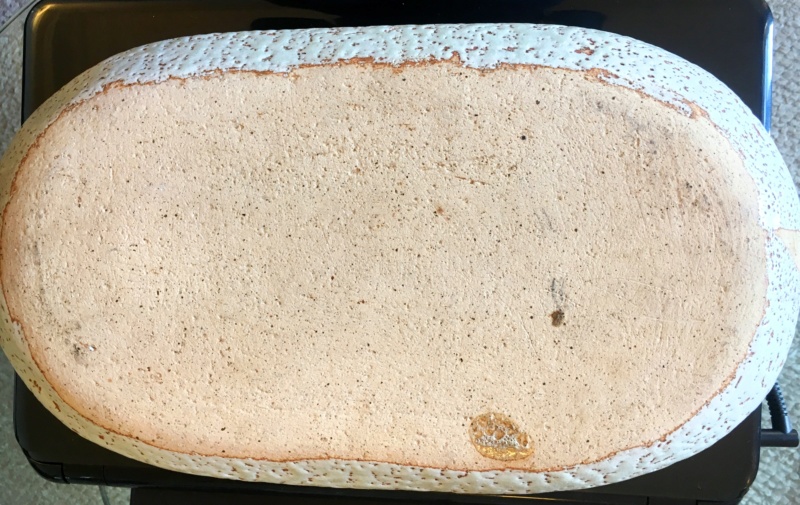 Large, heavy, decorated stoneware platter - identify mark? Stonew11