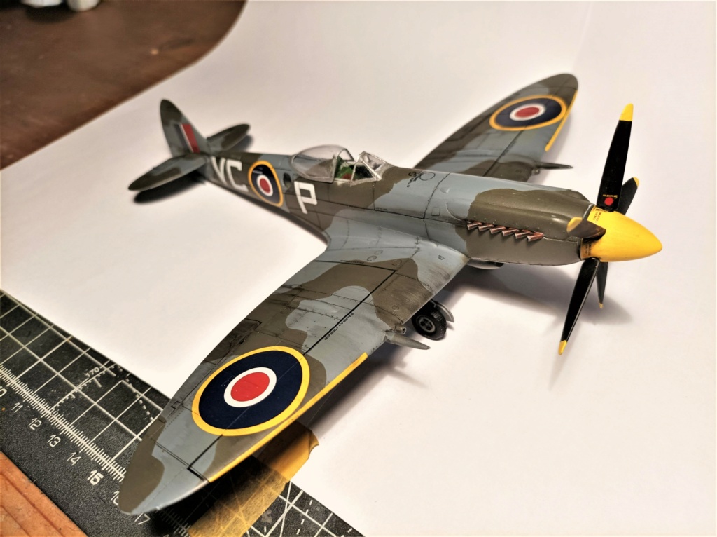 Spitfire MK XIV Airfix 1:48  Spit_a15