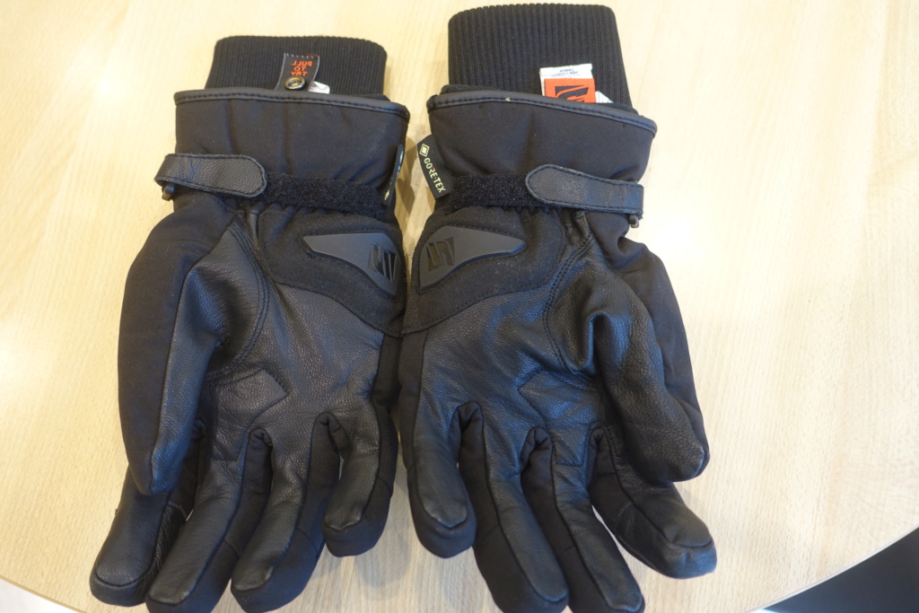 à vendre gants Five stockholm goretex XL-11 Dsc00120