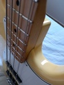 Fender Jazz Bass Player Series Pocket11